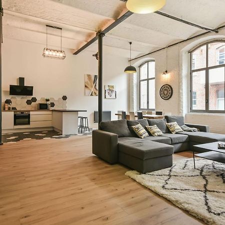 Loft De L'Usine - Welkeys Apartment Tourcoing Exterior photo